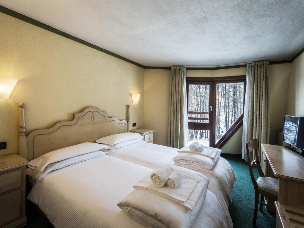 Hotel Th Pila